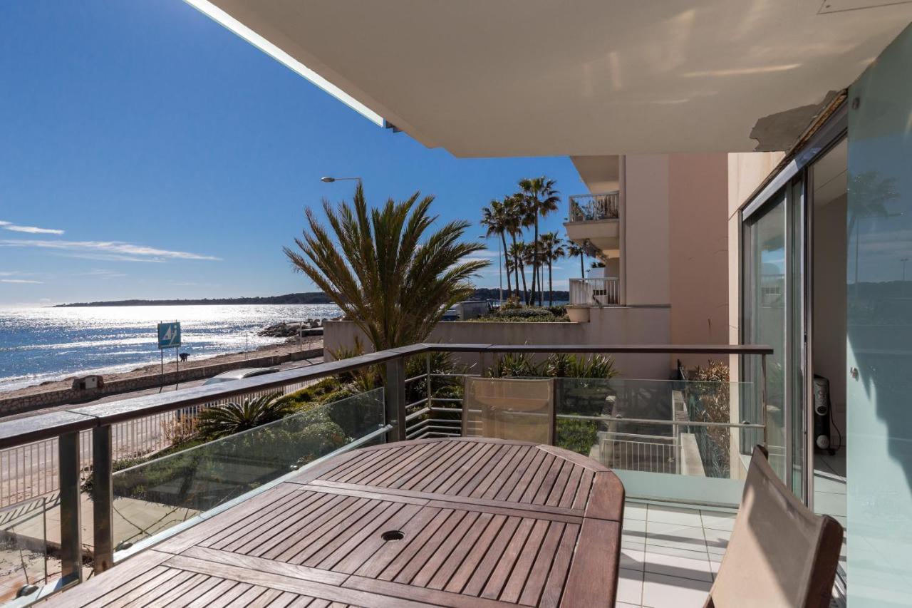 Bright Two Bedroomed Apartment On The Beach In Cannes With Huge Terrace With Fabulous Sea Views - 2001 ภายนอก รูปภาพ